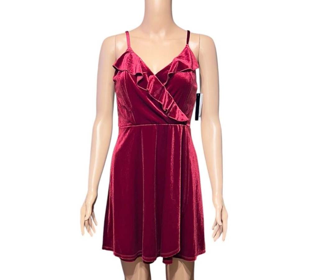 Xtraordinary Women's Velvet Ruffle Wrap Dress Cranberry Size S